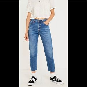 Levi’s Wedgie Fit Love Triangle High-Rise Straight Leg Jeans Size 26